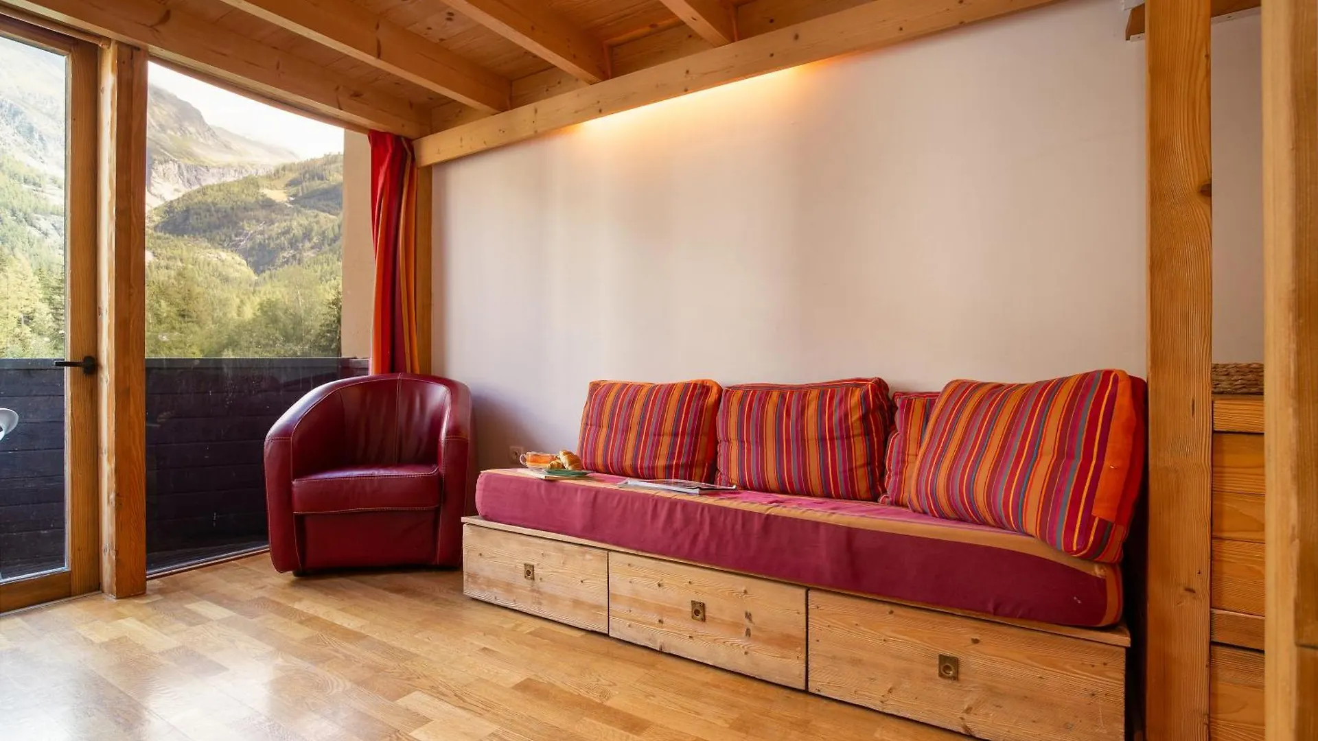 Residence Grand Roc - Ancolies 220 - Happy Rentals Chamonix France