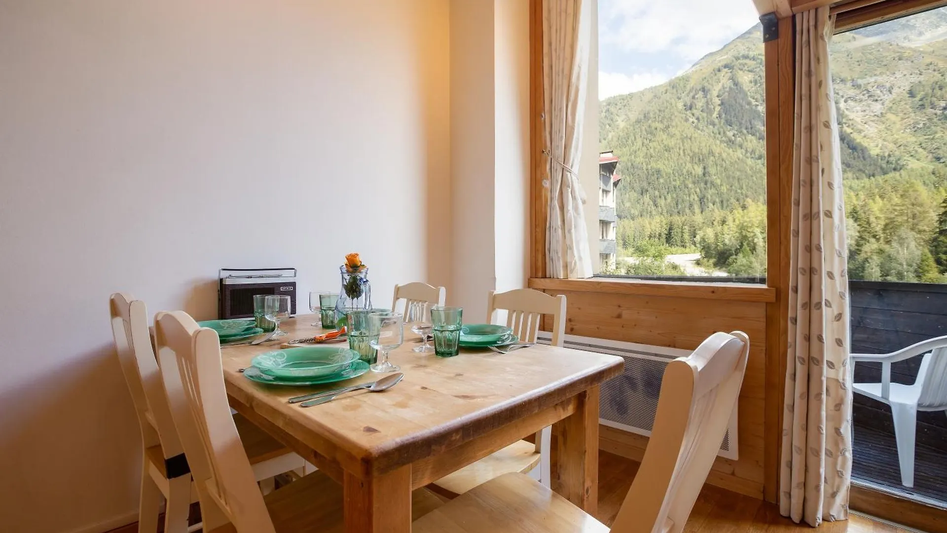 Residence Grand Roc - Ancolies 220 - Happy Rentals Chamonix France